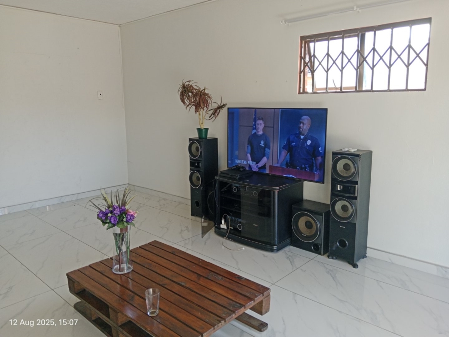 6 Bedroom Property for Sale in Orient Heights KwaZulu-Natal