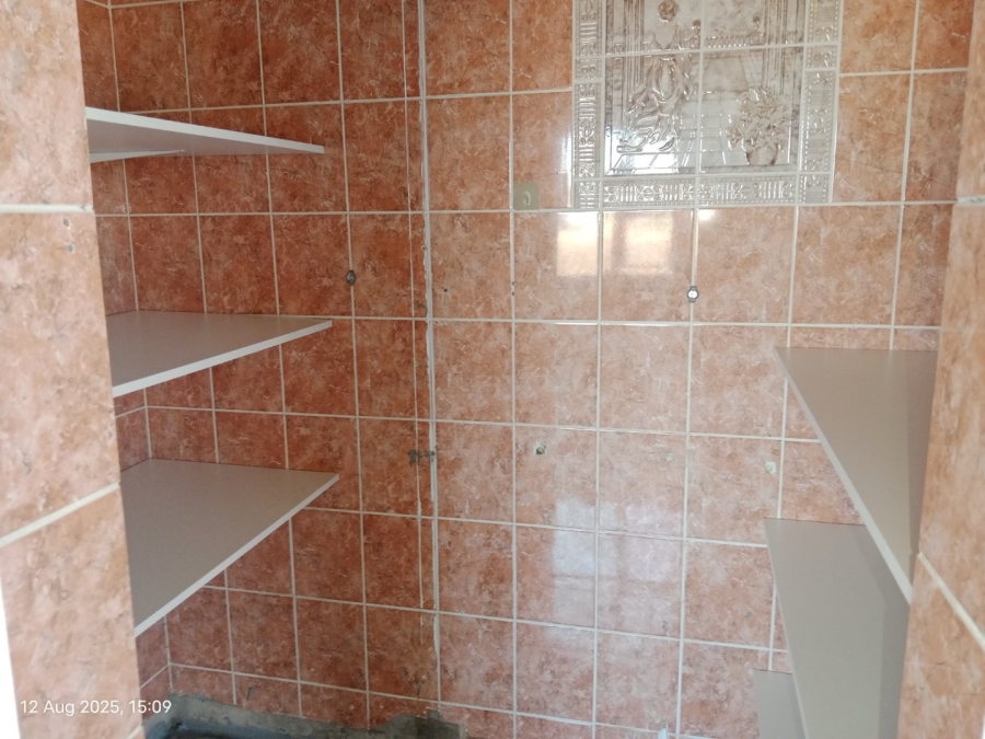6 Bedroom Property for Sale in Orient Heights KwaZulu-Natal