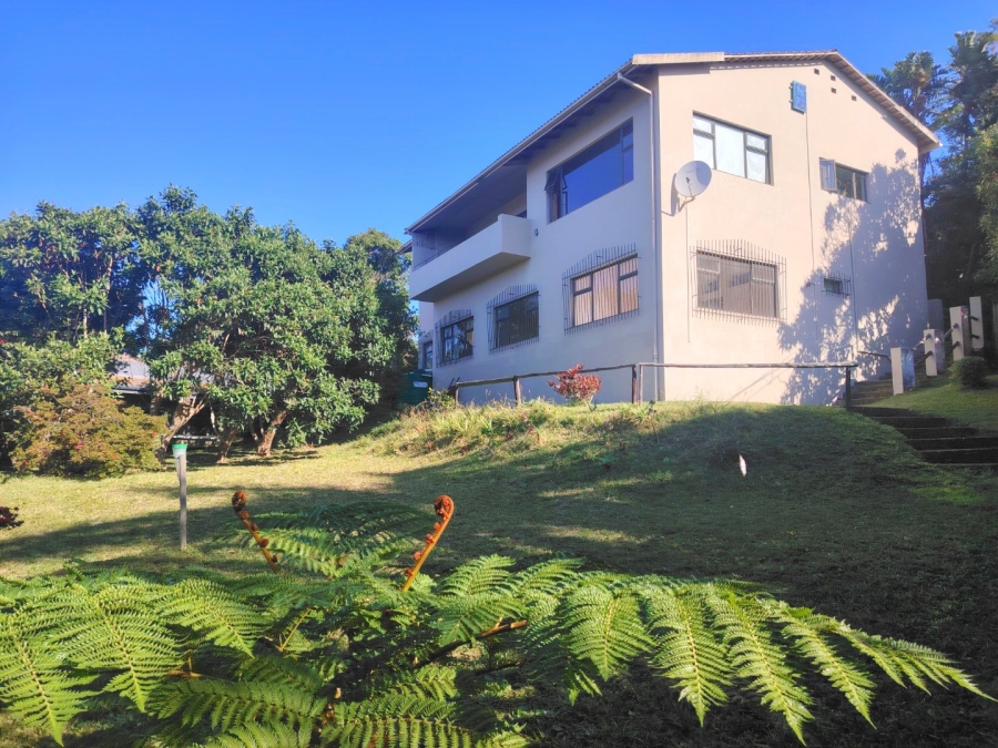 6 Bedroom Property for Sale in Margate KwaZulu-Natal