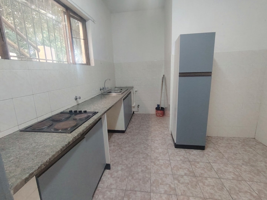 6 Bedroom Property for Sale in Margate KwaZulu-Natal