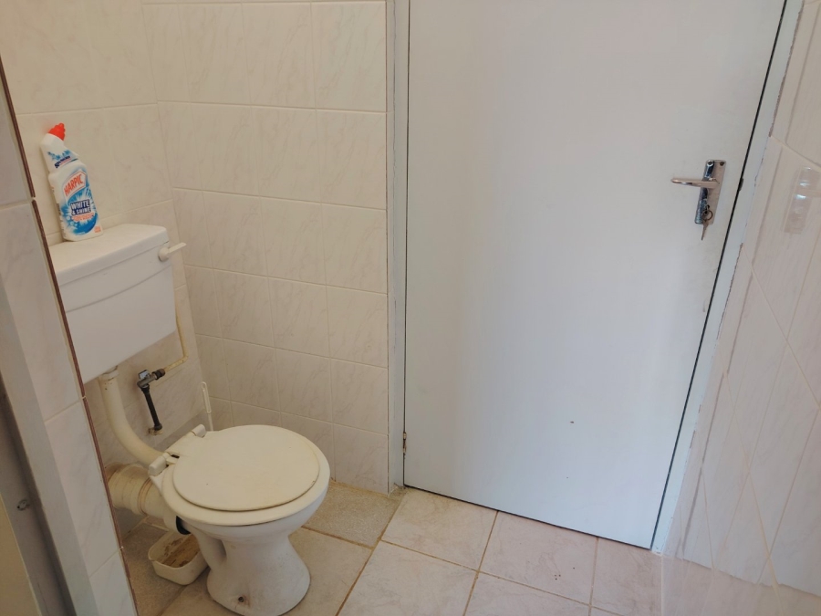 6 Bedroom Property for Sale in Margate KwaZulu-Natal