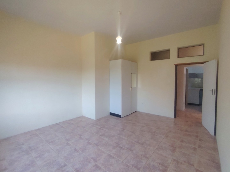 6 Bedroom Property for Sale in Margate KwaZulu-Natal