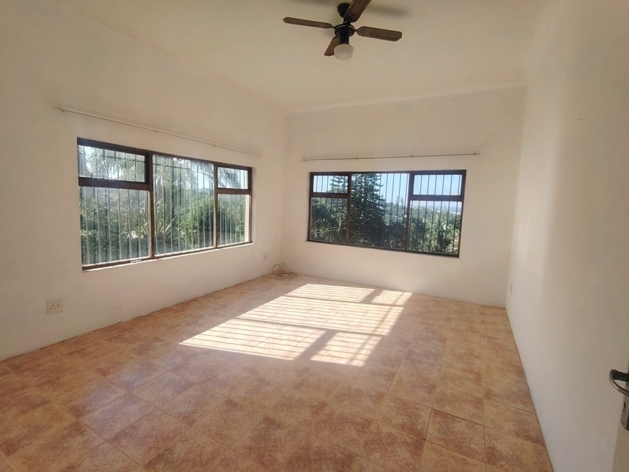 6 Bedroom Property for Sale in Margate KwaZulu-Natal
