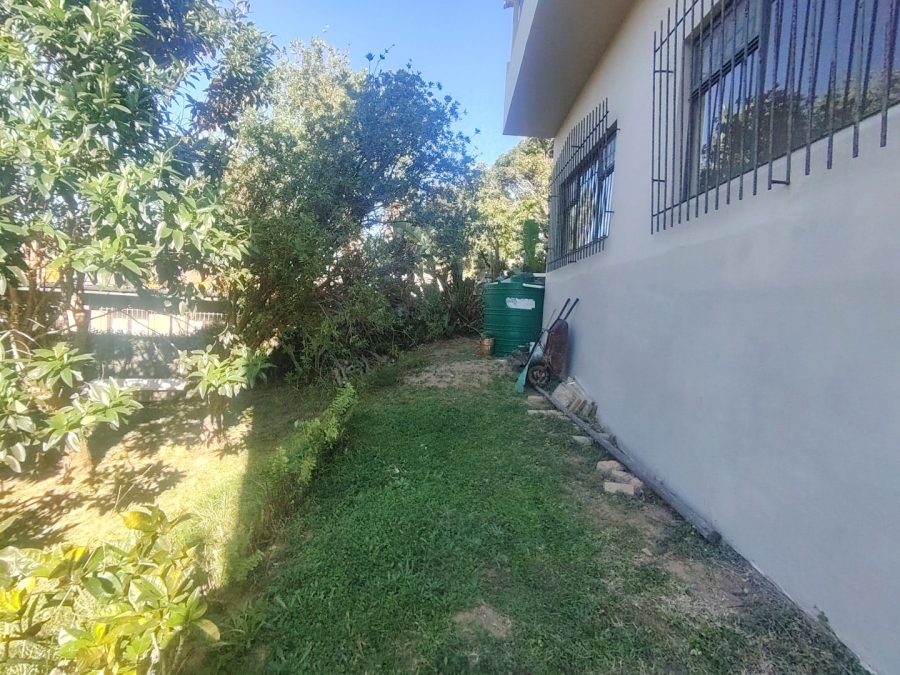 6 Bedroom Property for Sale in Margate KwaZulu-Natal