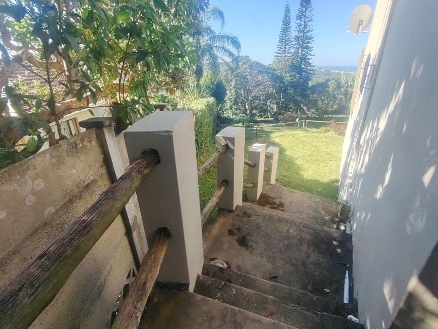 6 Bedroom Property for Sale in Margate KwaZulu-Natal