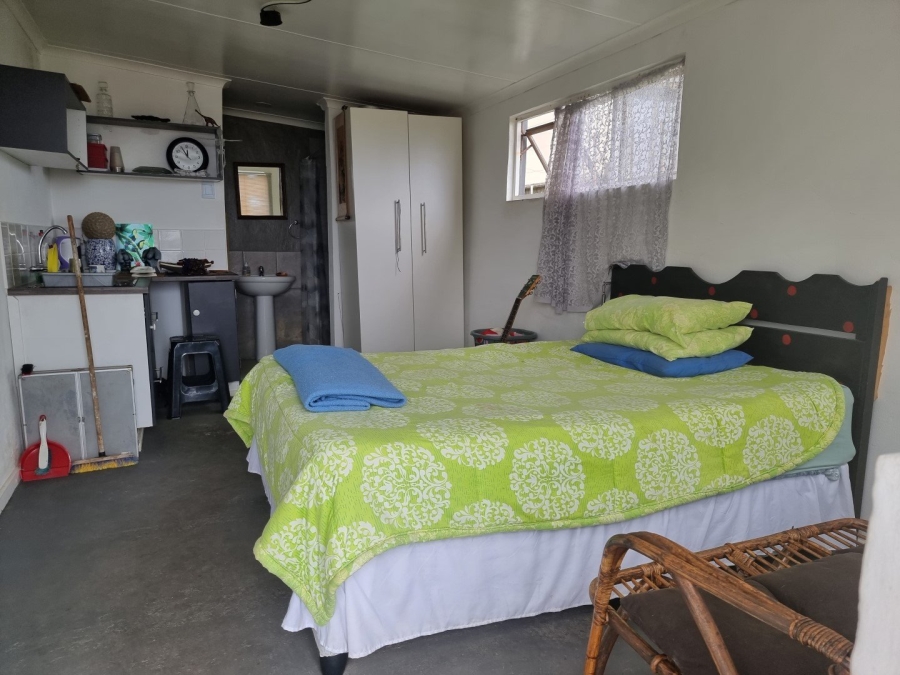 5 Bedroom Property for Sale in Hibberdene KwaZulu-Natal