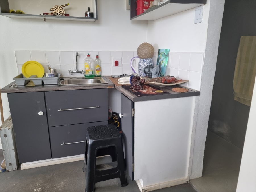 5 Bedroom Property for Sale in Hibberdene KwaZulu-Natal