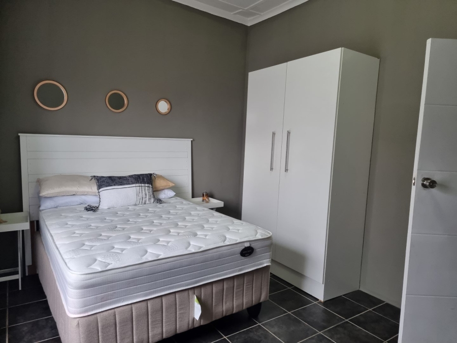 5 Bedroom Property for Sale in Hibberdene KwaZulu-Natal