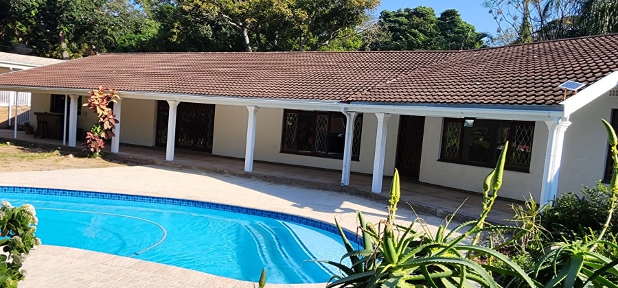 4 Bedroom Property for Sale in Umtentweni KwaZulu-Natal