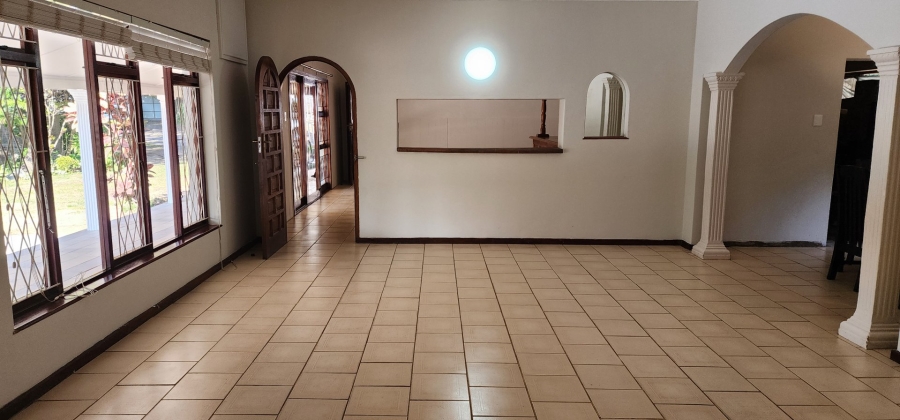 4 Bedroom Property for Sale in Umtentweni KwaZulu-Natal