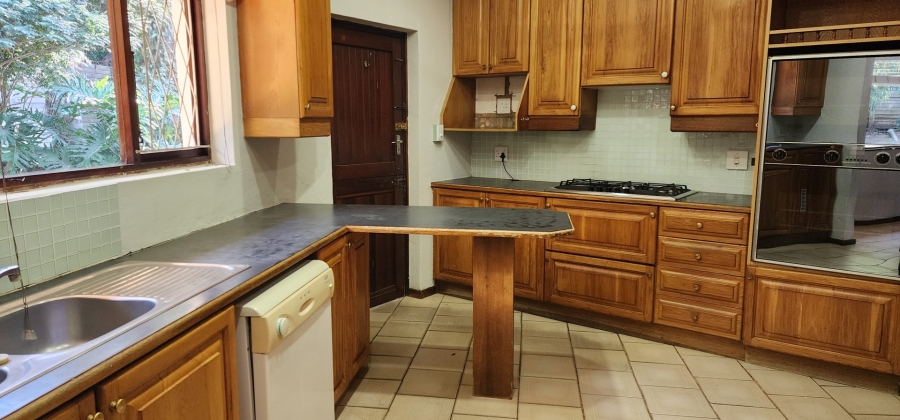 4 Bedroom Property for Sale in Umtentweni KwaZulu-Natal