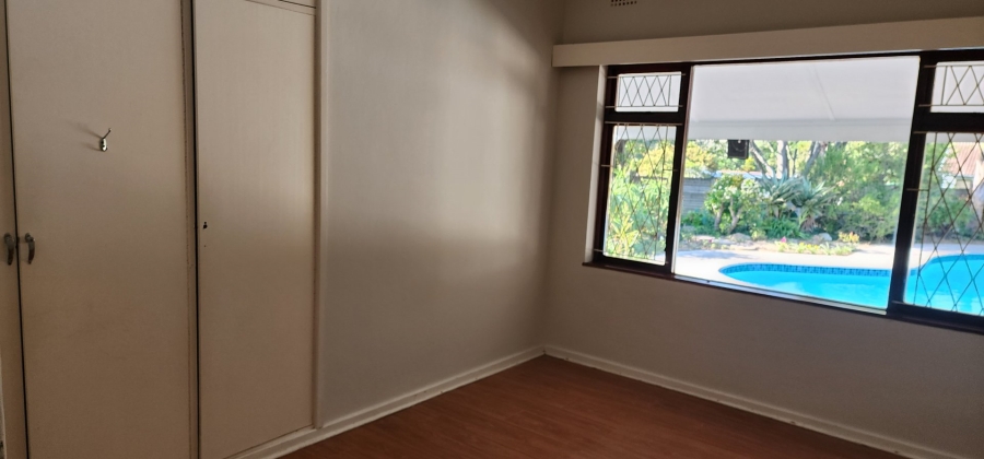 4 Bedroom Property for Sale in Umtentweni KwaZulu-Natal
