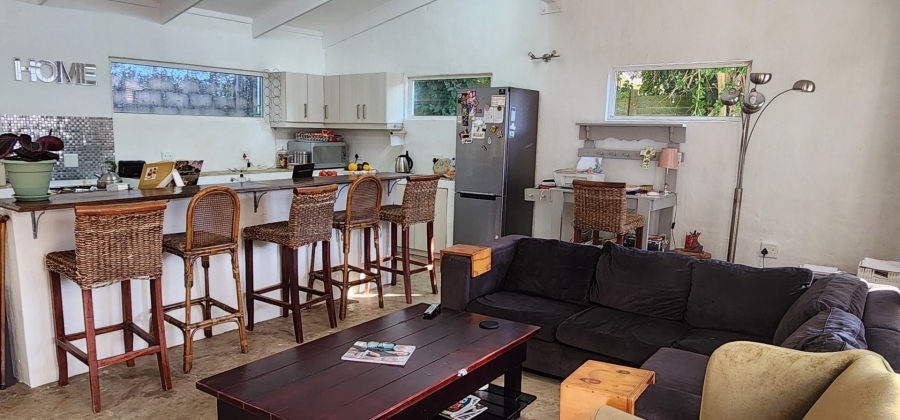 4 Bedroom Property for Sale in Umtentweni KwaZulu-Natal
