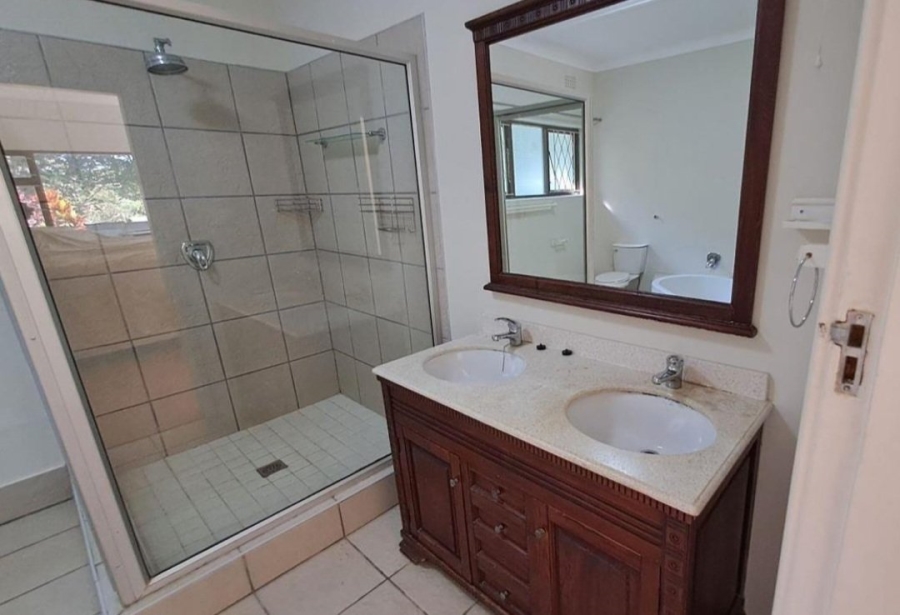 4 Bedroom Property for Sale in Umtentweni KwaZulu-Natal