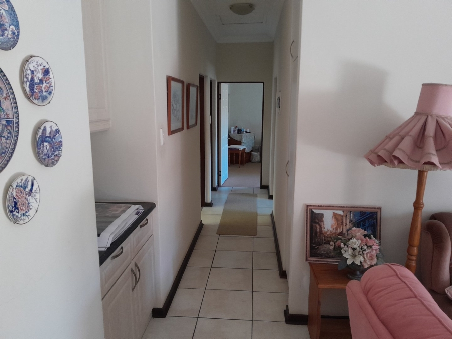 2 Bedroom Property for Sale in Freeland Park KwaZulu-Natal