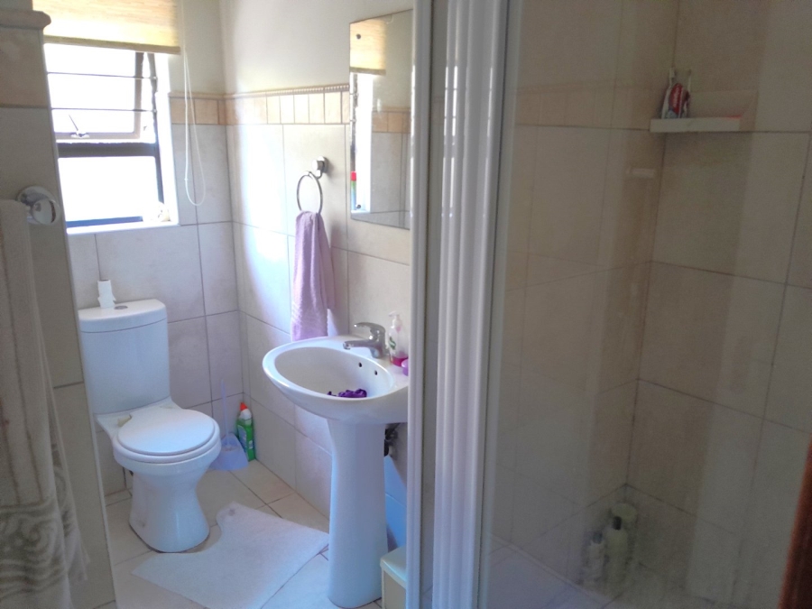 2 Bedroom Property for Sale in Freeland Park KwaZulu-Natal