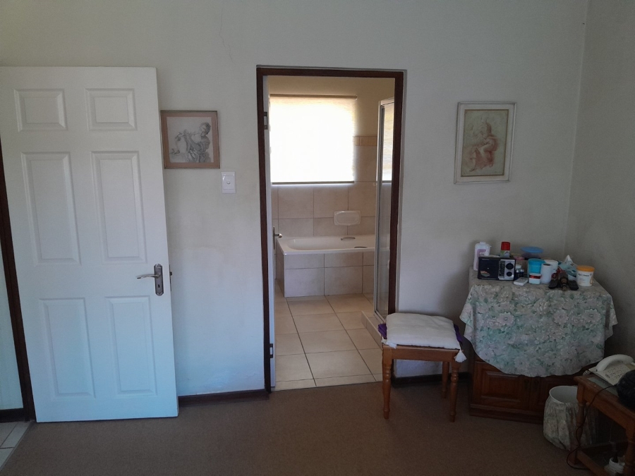 2 Bedroom Property for Sale in Freeland Park KwaZulu-Natal