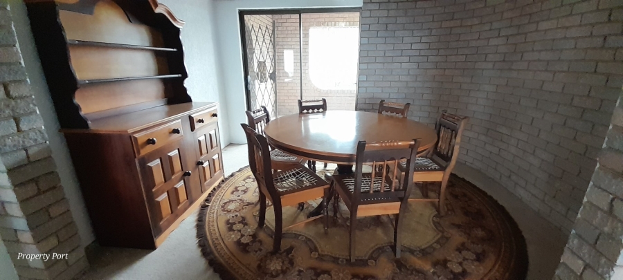 3 Bedroom Property for Sale in Uvongo KwaZulu-Natal