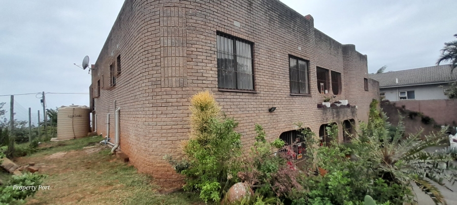 3 Bedroom Property for Sale in Uvongo KwaZulu-Natal