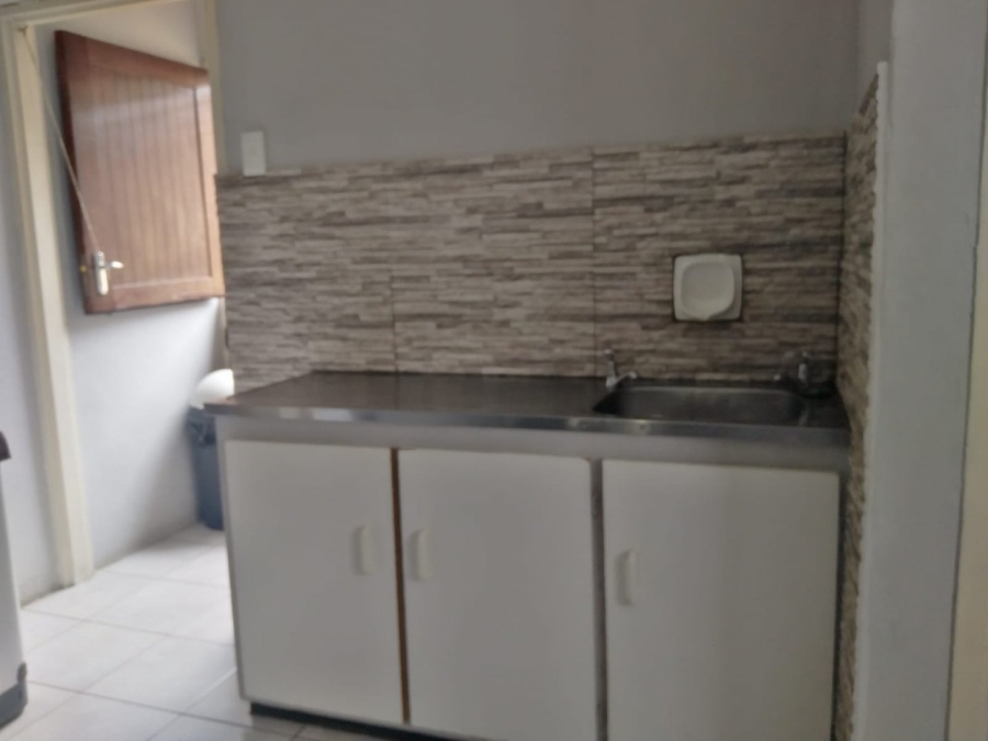 5 Bedroom Property for Sale in Newlands East KwaZulu-Natal