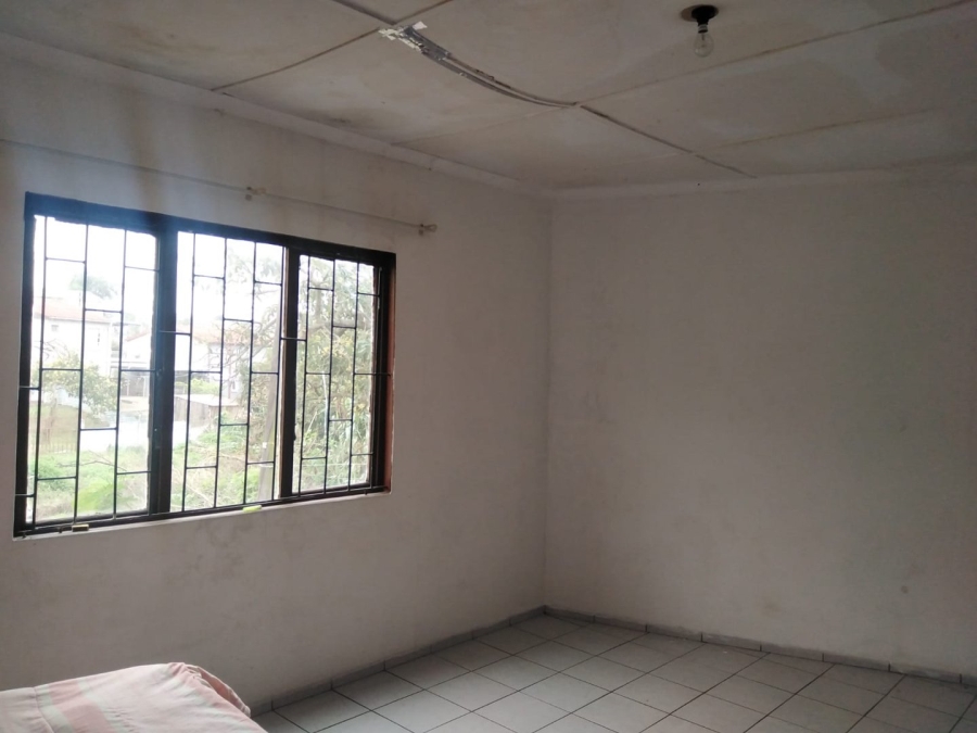 5 Bedroom Property for Sale in Newlands East KwaZulu-Natal