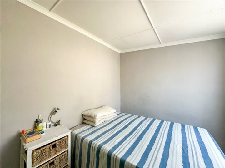 5 Bedroom Property for Sale in Newlands East KwaZulu-Natal