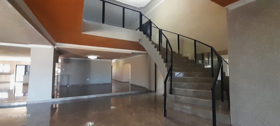6 Bedroom Property for Sale in Uvongo KwaZulu-Natal