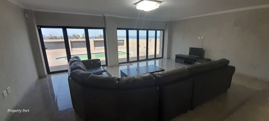 6 Bedroom Property for Sale in Uvongo KwaZulu-Natal