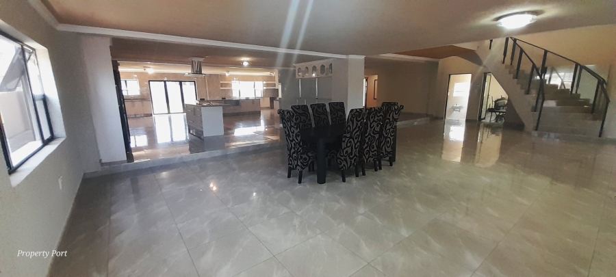 6 Bedroom Property for Sale in Uvongo KwaZulu-Natal