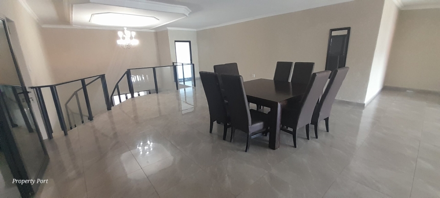6 Bedroom Property for Sale in Uvongo KwaZulu-Natal