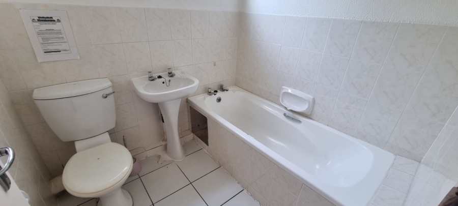 2 Bedroom Property for Sale in Beacon Rocks KwaZulu-Natal