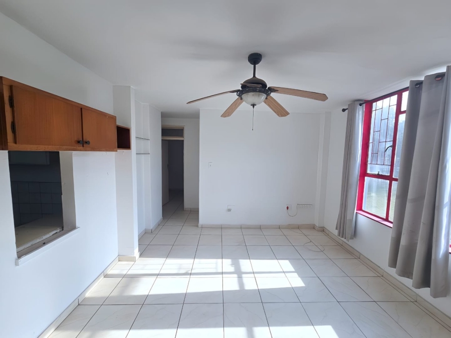 2 Bedroom Property for Sale in Glenwood KwaZulu-Natal