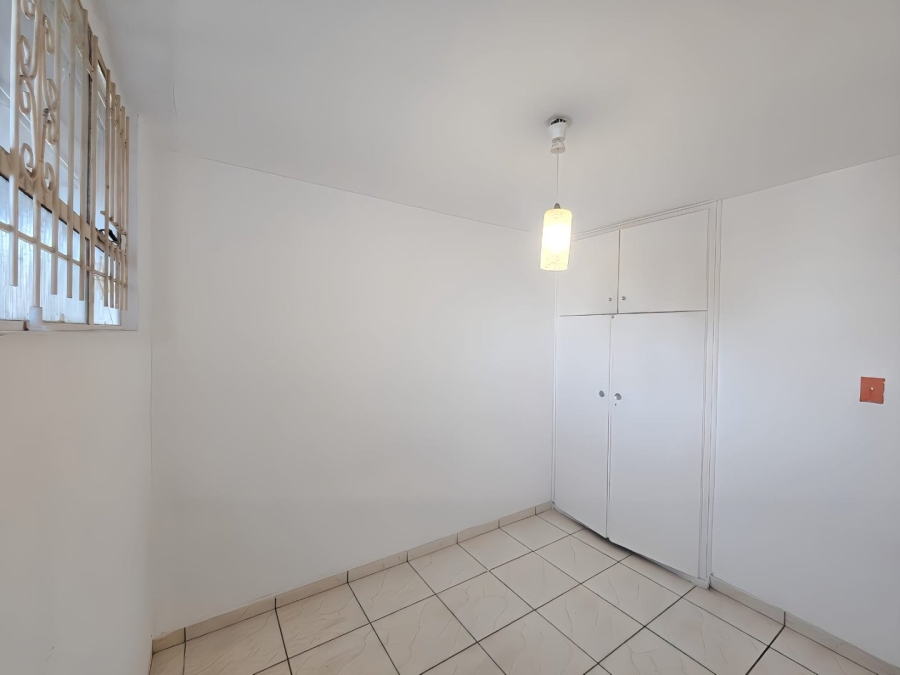 2 Bedroom Property for Sale in Glenwood KwaZulu-Natal