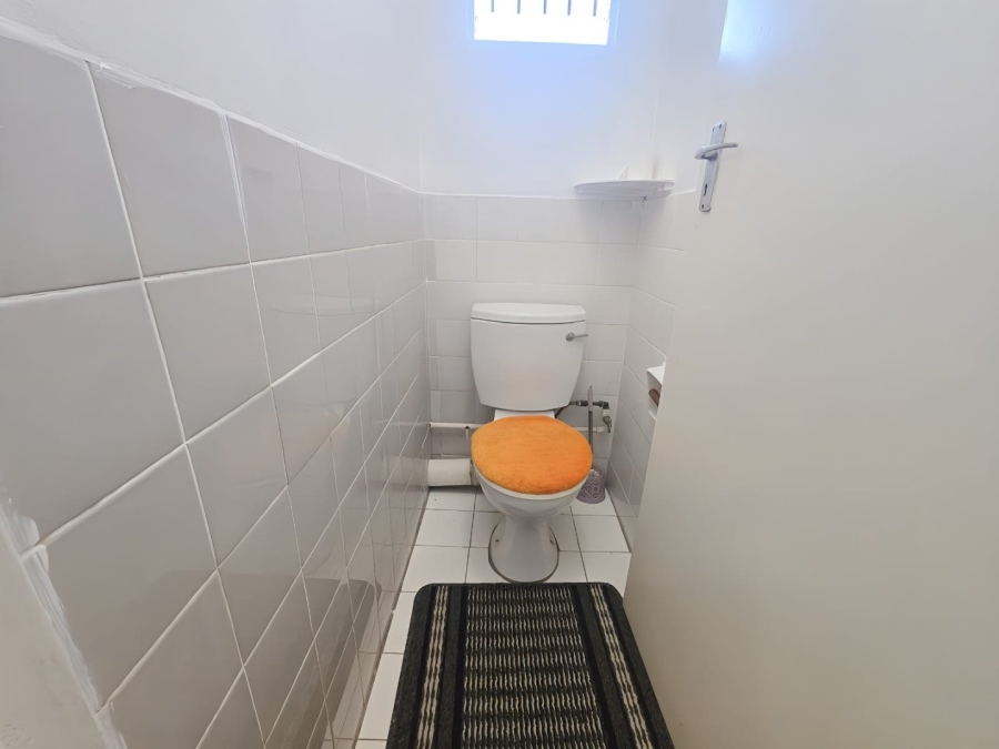 2 Bedroom Property for Sale in Glenwood KwaZulu-Natal