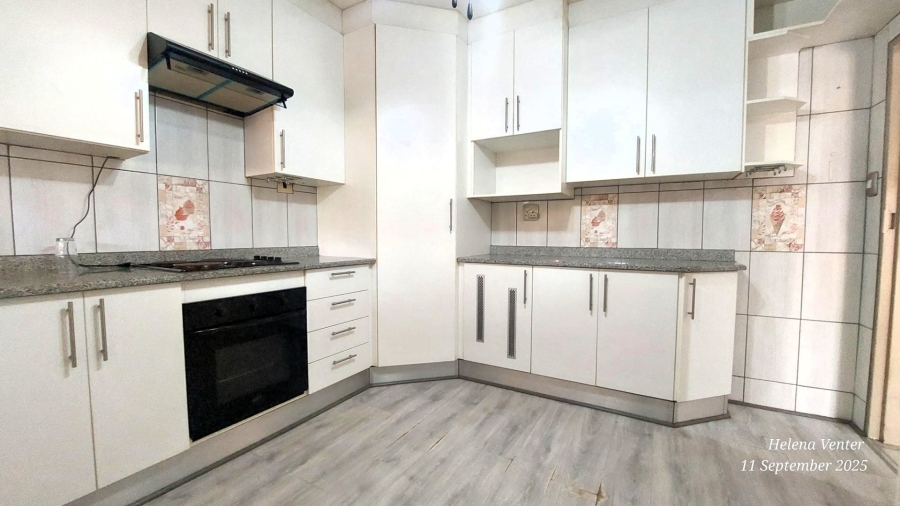 4 Bedroom Property for Sale in Amajuba Park KwaZulu-Natal