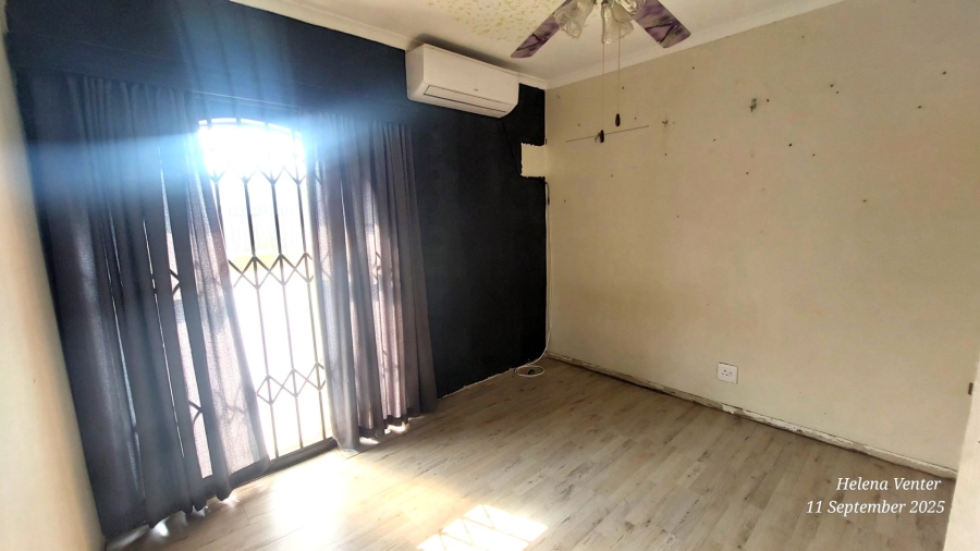 4 Bedroom Property for Sale in Amajuba Park KwaZulu-Natal
