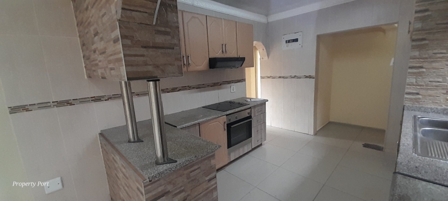 3 Bedroom Property for Sale in Oslo Beach KwaZulu-Natal