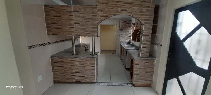 3 Bedroom Property for Sale in Oslo Beach KwaZulu-Natal