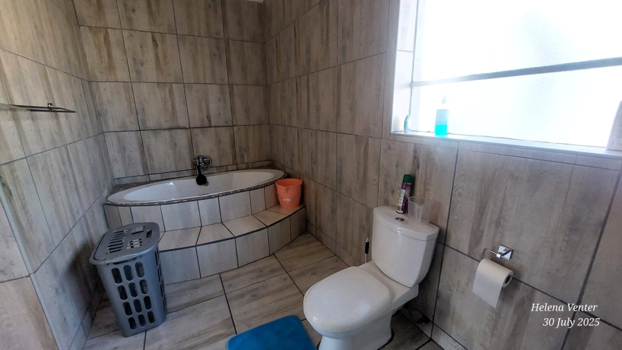 4 Bedroom Property for Sale in Amiel Park KwaZulu-Natal