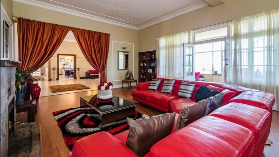 6 Bedroom Property for Sale in Dawncliffe KwaZulu-Natal