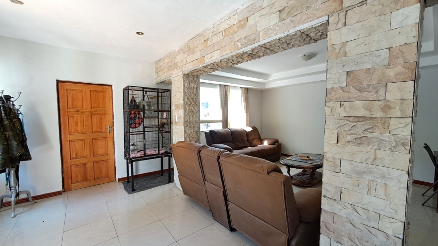 4 Bedroom Property for Sale in Leisure Bay KwaZulu-Natal
