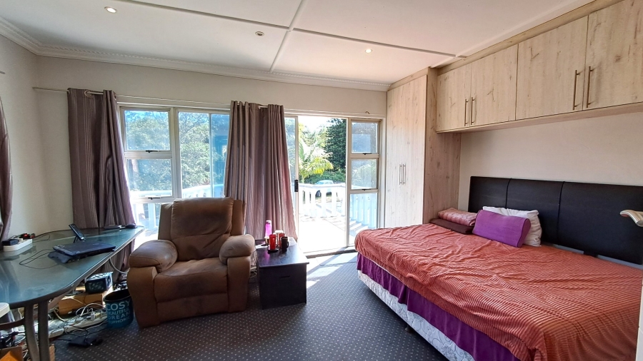 4 Bedroom Property for Sale in Leisure Bay KwaZulu-Natal