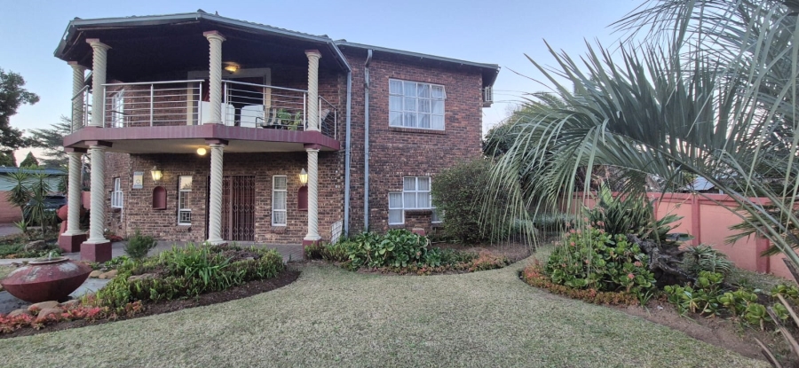 9 Bedroom Property for Sale in Newcastle KwaZulu-Natal