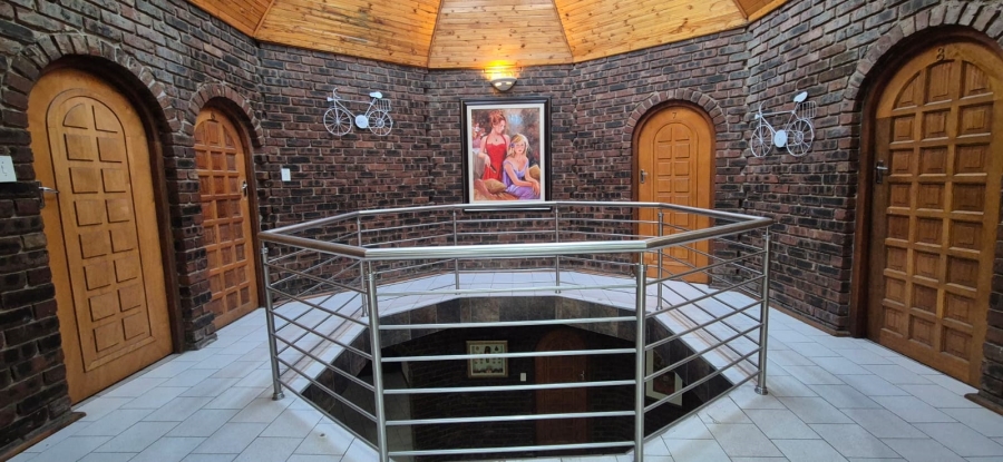 9 Bedroom Property for Sale in Newcastle KwaZulu-Natal