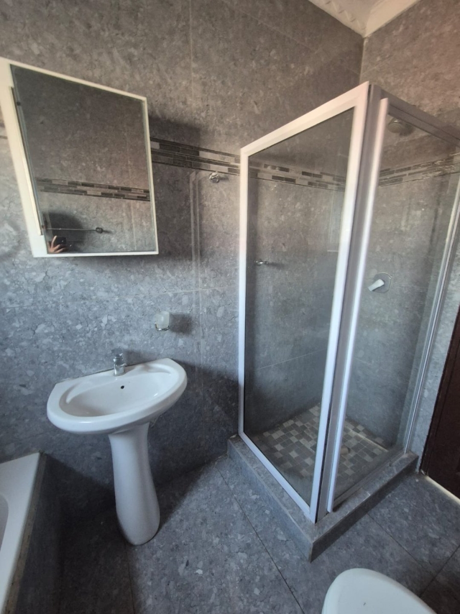 To Let commercial Property for Rent in Brighton Beach KwaZulu-Natal