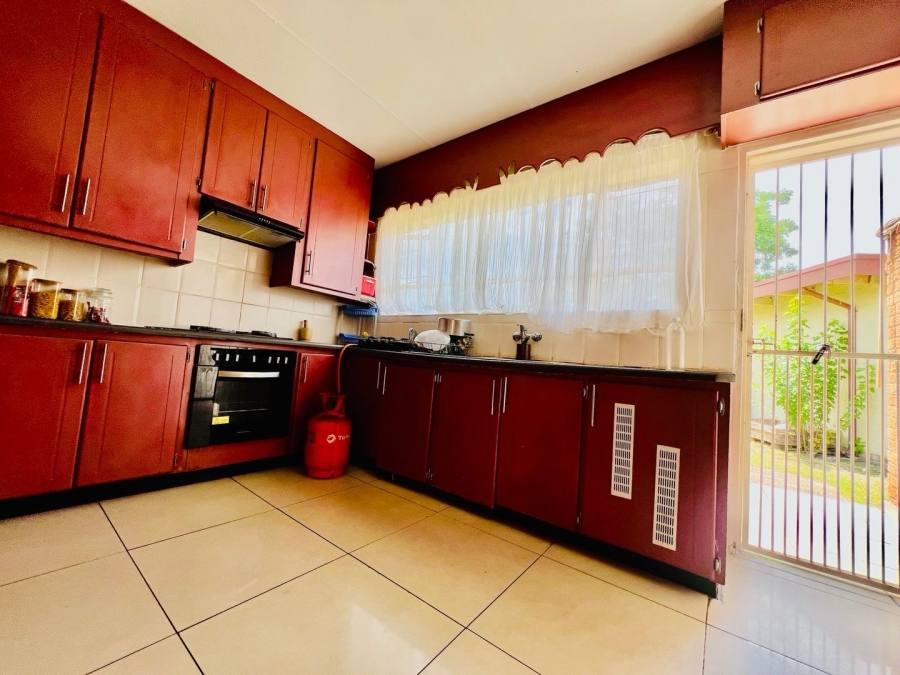 4 Bedroom Property for Sale in Amajuba Park KwaZulu-Natal