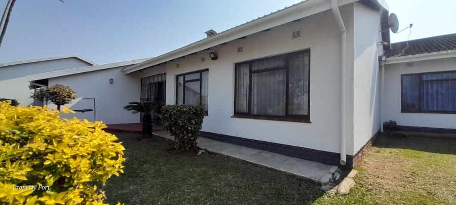 3 Bedroom Property for Sale in Port Shepstone KwaZulu-Natal