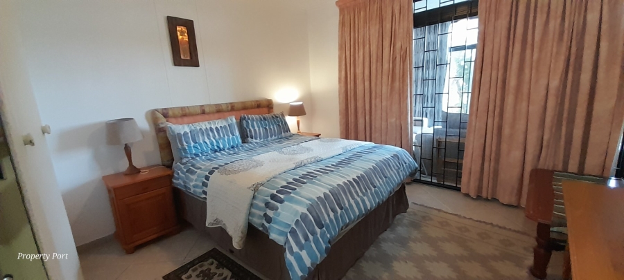 3 Bedroom Property for Sale in Uvongo KwaZulu-Natal