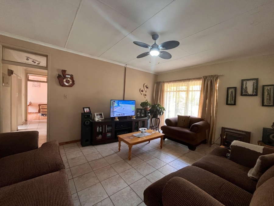 3 Bedroom Property for Sale in Barry Hertzog Park KwaZulu-Natal
