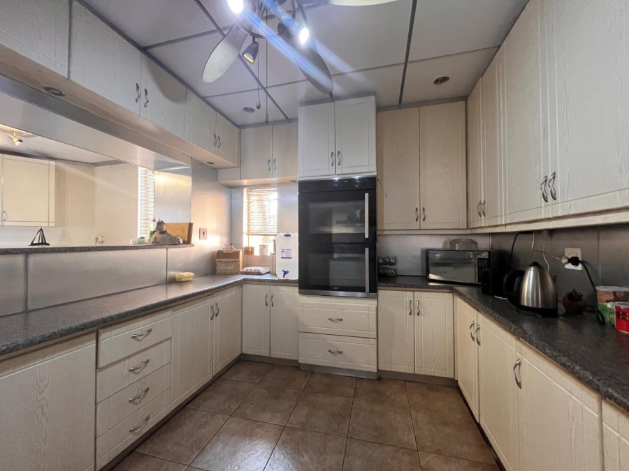 3 Bedroom Property for Sale in Barry Hertzog Park KwaZulu-Natal